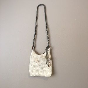 Sun ‘n’ Sand Braided Straw Crossbody Bag in Cream